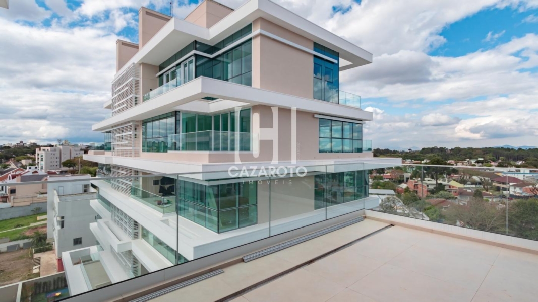 Cobertura no Cabral, Curitiba - 440m² com 4 Suítes e Vista Panorâmica