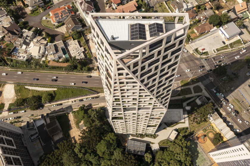 Apartamento de Luxo no Ecoville, Curitiba - 401,20m² com 4 Suítes e Vista Panorâmica